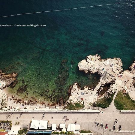 Monterosso City Center Ровин Екстериор снимка